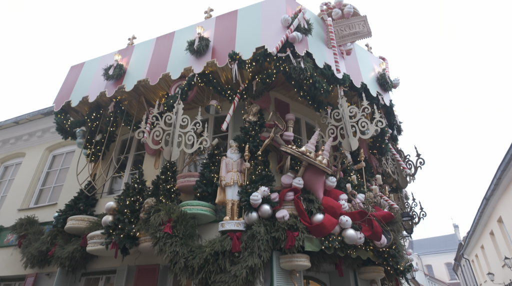 Vilnius old town christmas house
