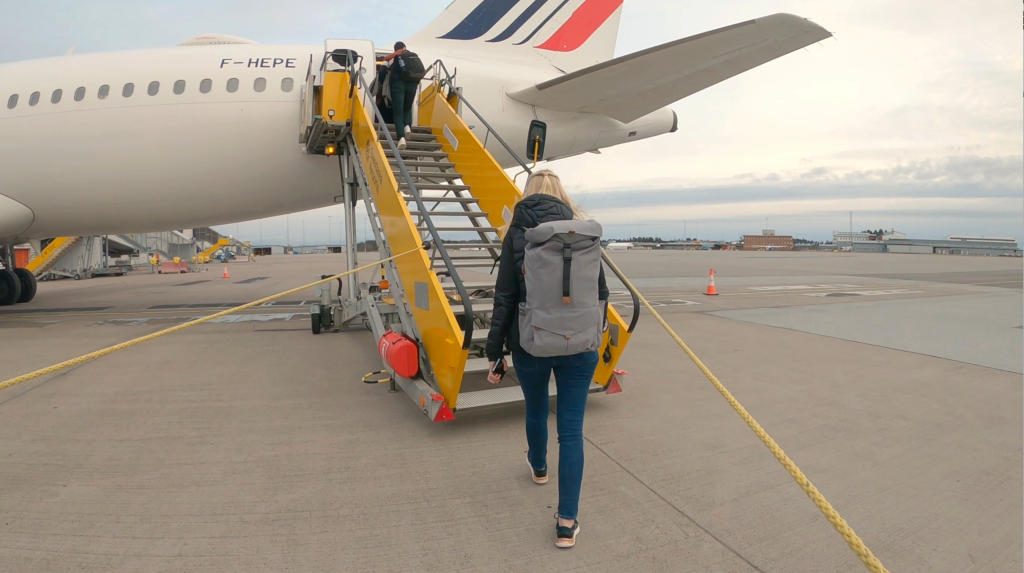 Our guide to find cheap flights and tips when ypu book flights
