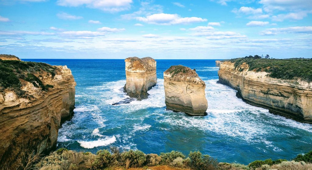 Loch Ard Gorge - travel australia