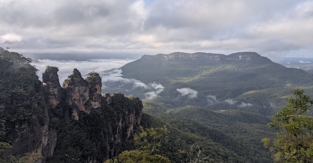 Three sisters - travel australia