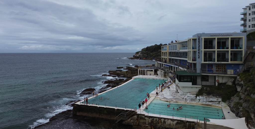 Bondi Icebergs pool - travel australia